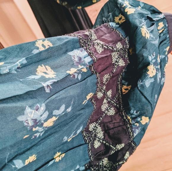 Free people mix it up dress- small fits medium!!! - Picture 4 of 7